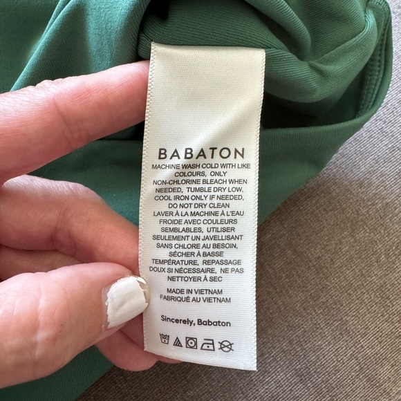 Aritzia Babaton Emerald Kelly Green V-neck Collared Tank Top Size Medium - Picture 5 of 8